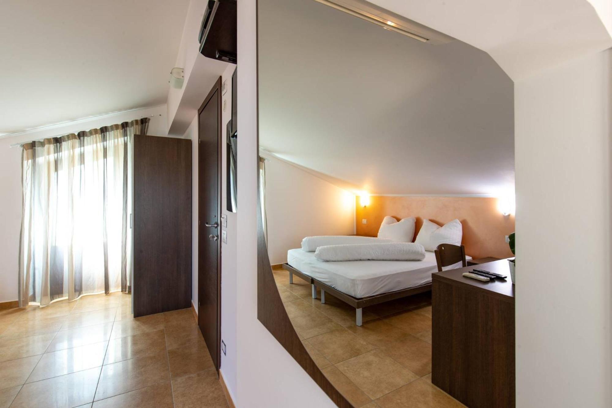 Ficarra Villa Ginevra Resort Agrituristico מראה חיצוני תמונה